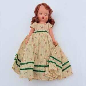 Vintage Nancy Ann Muffie 7.5" Doll Red Hair Sleep Eyes Floral Dress